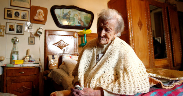La dernière personne née avant 1900, l'Italienne Emma Morano, est décédée