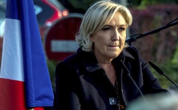 Pierrette Le Pen, mère de Marine :"Mes filles ont été élevées dans le racisme...Hitler à la télé elles devaient l'appeler tonton Dolfi"