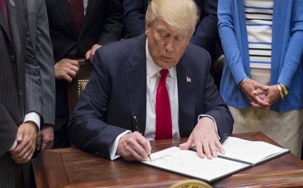 Cybersécurité et fraude électorale: Trump signe deux décrets qui font polémique