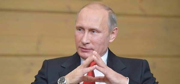 Poutine: "Il faut arrêter d'intimider la Corée du Nord"