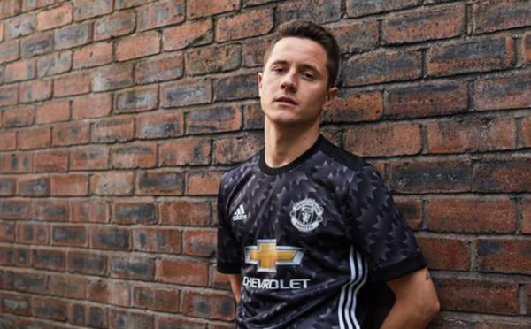 Manchester United, Herrera meilleur joueur de la saison