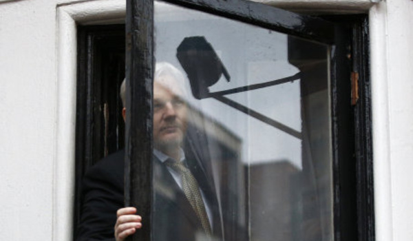 L'enquête pour viol contre Julian Assange en Suède classée sans suite
