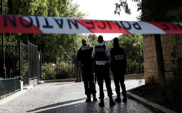 Levallois-Perret: une voiture fonce sur des soldats de l'opération Sentinelle