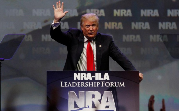 Las Vegas: comme après chaque tuerie, le débat sur le port d'armes ressurgit