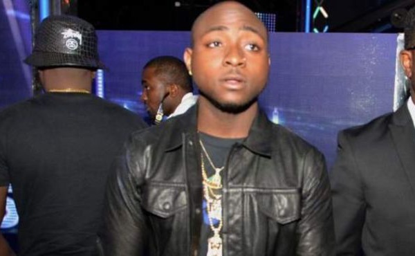 ​Davido convoqué par la police à Lagos