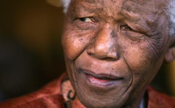 Mandela, président: parution du 2e volume des mémoires de l'ancien chef d'Etat