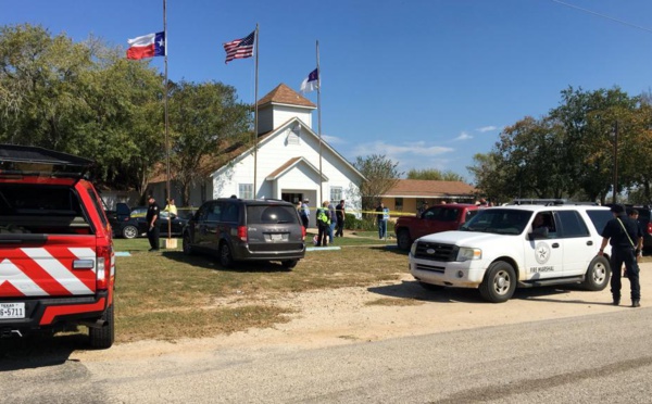Etats-Unis: une fusillade fait 26 morts dans une église du Texas