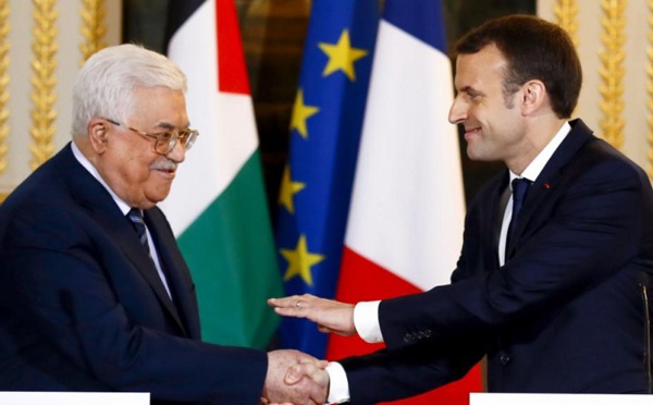 ​Jérusalem: à Paris, Abbas plaide pour un Etat palestinien auprès de Macron