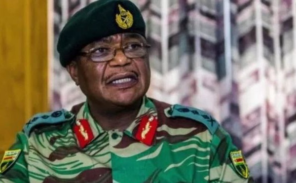 ​Zimbabwe : l'ex-chef de l'armée nommé vice-président