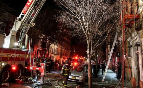 Plusieurs morts dans le pire incendie qu’ait connu New York depuis des décennies