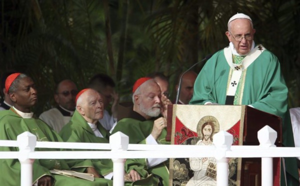 ​Pédophilie dans l'Eglise chilienne: le pape exprime "douleur" et "honte"