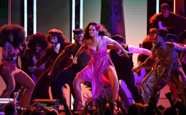  La danse de Rihanna au Grammy crée la polémique