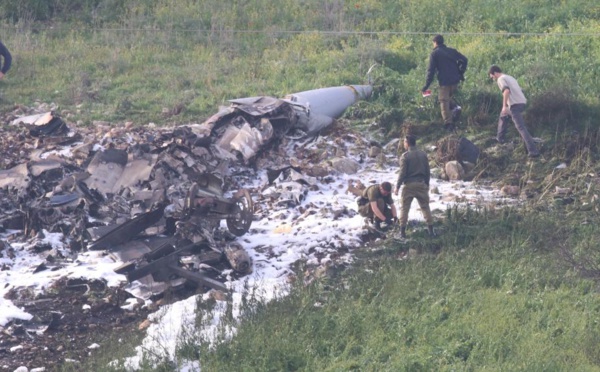 Un avion de combat israélien a été abattu par l'armée syrienne