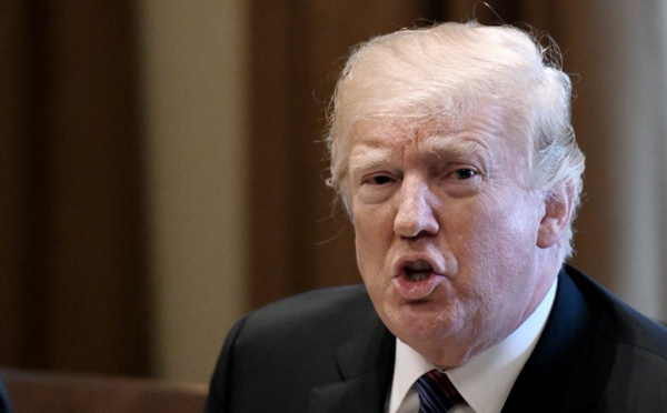 Syrie: Trump dénonce une "attaque chimique insensée"