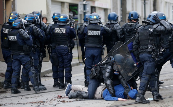43 personnes placées en garde à vue en France après les manifestations
