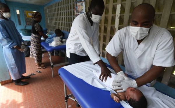 ​Un enfant meurt du paludisme toutes les deux minutes dans le monde