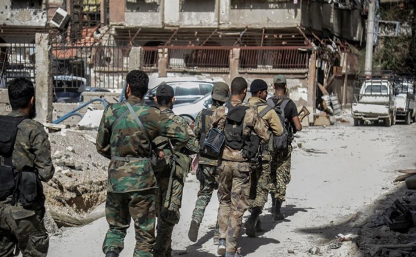 ​Syrie: au moins 52 combattants pro-régime tués dans des frappes aériennes