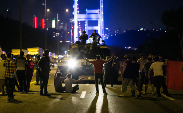 ​Turquie: prison à vie pour des dizaines de militaires impliqués dans le putsch manqué