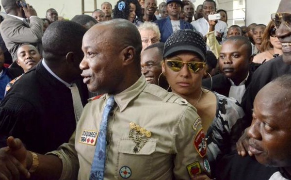 ​La Zambie ferme ses portes à Koffi Olomidé