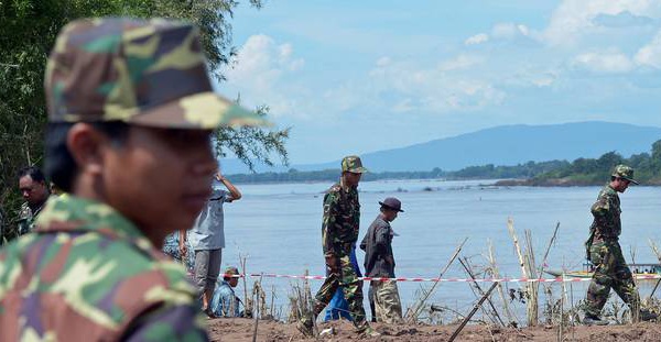 Laos : des centaines de personnes portées disparues après l'effondrement d'un barrage...