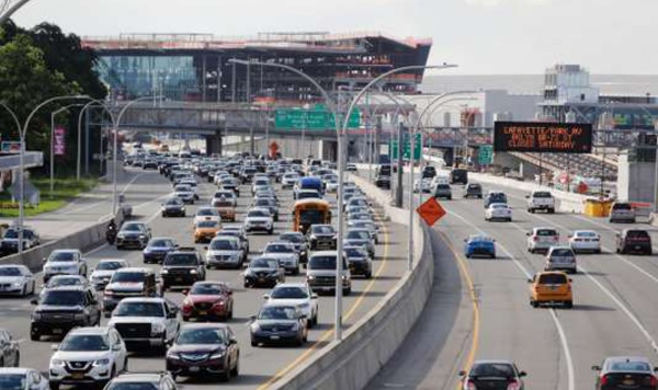 L’administration Trump gèle les normes environnementales imposées à l’automobile