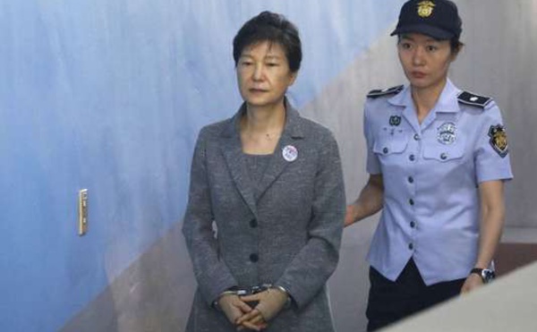 Corée du Sud : 25 ans de prison pour l’ancienne présidente, Park Geun-hye