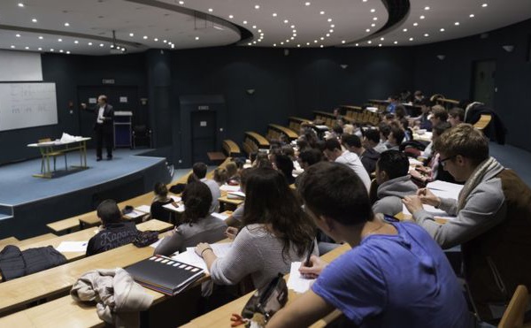 Des étudiants boycottent un examen 'difficile'