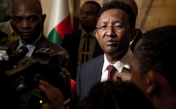 Madagascar: le président donne sa démission pour mieux briguer un nouveau mandat