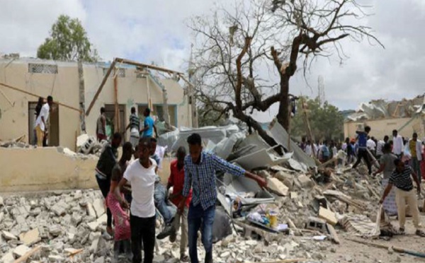 Attentat à la voiture piégée à Mogadiscio: 6 morts et 16 blessés