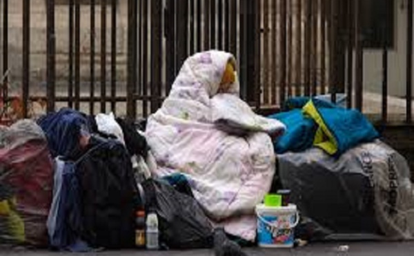 Au moins 500 SDF sont décédés en France en 2017