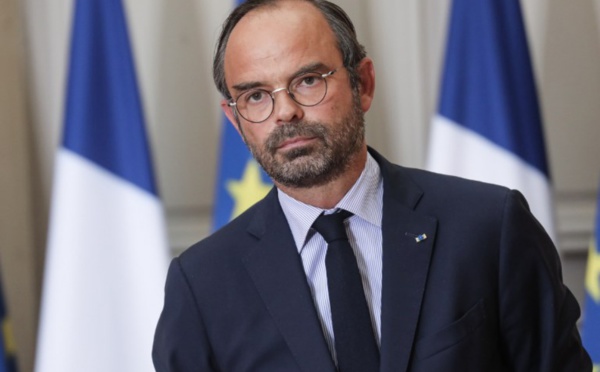 A quoi joue Edouard Philippe ?