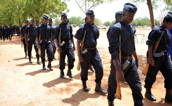 Burkina Faso: 3 gendarmes tués après l'enlèvement de 3 personnes