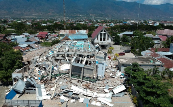 Indonésie: Le bilan des séisme et tsunami monte à 832 morts