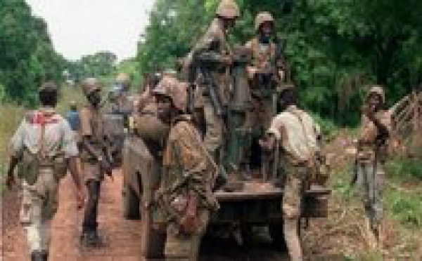 Sédhiou : deux véhicules de l’armée sénégalaise brûlés, des militaires sénégalais portés disparus