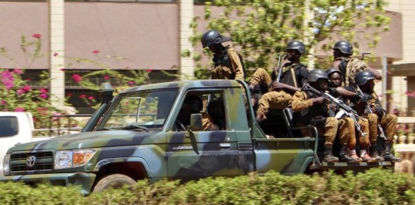 Burkina Faso : au moins un mort dans l’attaque d’une gendarmerie près de la frontière malienne