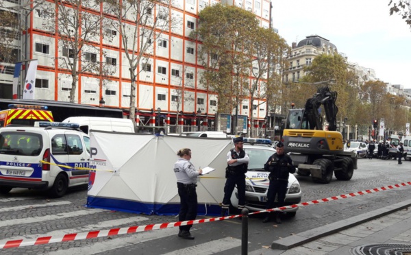 Paris: une fillette tuée par un engin de chantier sur les Champs-Élysées