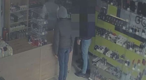 Des braqueurs trop polis arrêtés