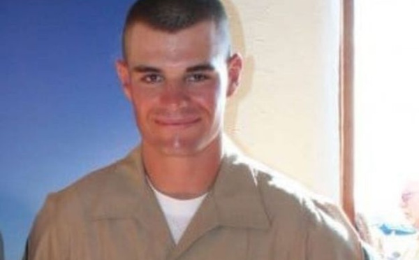 Le tireur de Californie Ian David Long était un ancien soldat de 28 ans