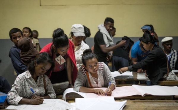 Présidentielle à Madagascar: Rajoelina et Ravalomanana qualifiés pour le second tour