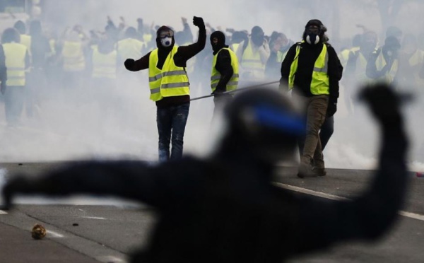 France: «acte V» des «gilets jaunes», la grande question de la mobilisation