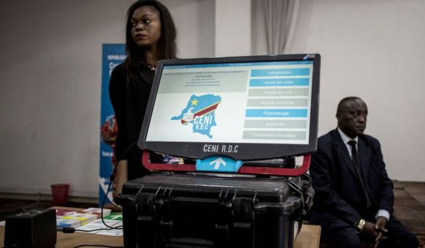 Présidentielle en RDC: Pourquoi les électeurs se méfient du vote électronique ?