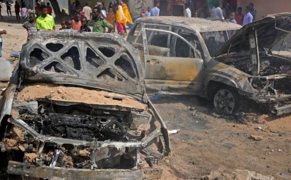 Au moins sept morts dans un double attentat en Somalie