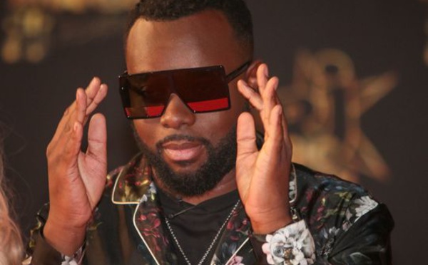 VIDEO. Maître Gims vous fait une démonstration d'arts-martiaux... sans lunettes !