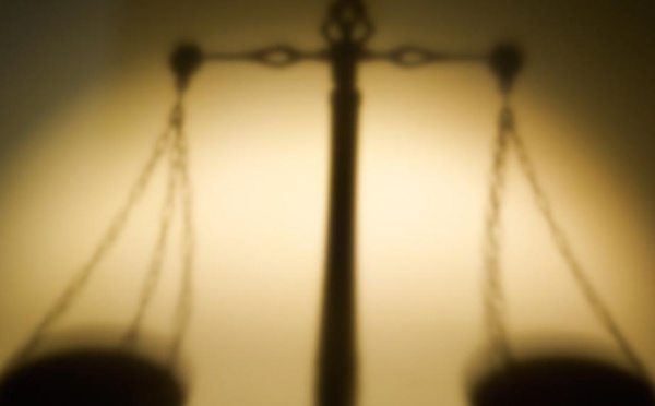 Bénin: un faux prophète poursuivi pour escroquerie et extorsion