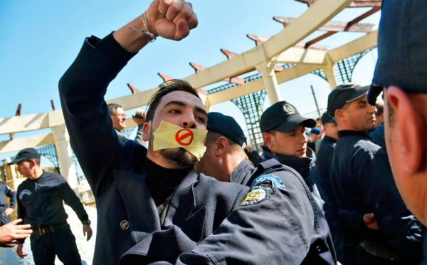 Contestation contre la candidature de Bouteflika :Une dizaine de journalistes arrêtés en Algérie