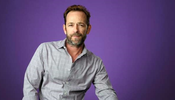 Luke Perry, Dylan dans la série « Beverly Hills », est mort à l’âge de 52 ans
