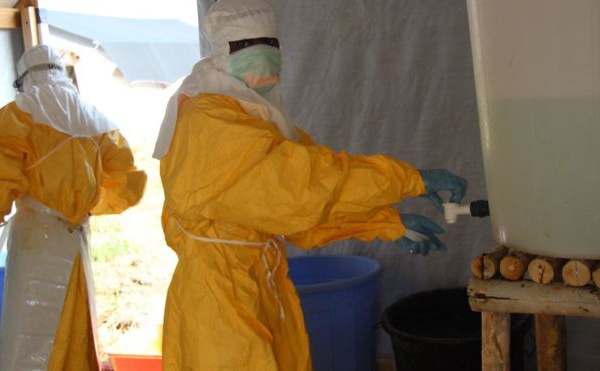 Réouverture d'un centre de traitement d'Ebola en RDC