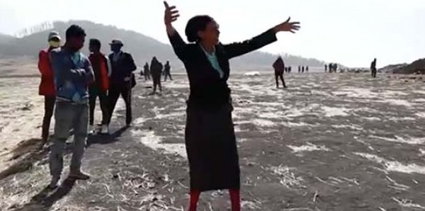 Vidéo-Ethiopian Airlines : Retour sur les lieux du crash, le choc