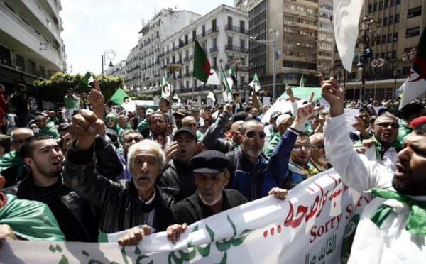 Algérie: dixième vendredi consécutif de manifestations contre le régime