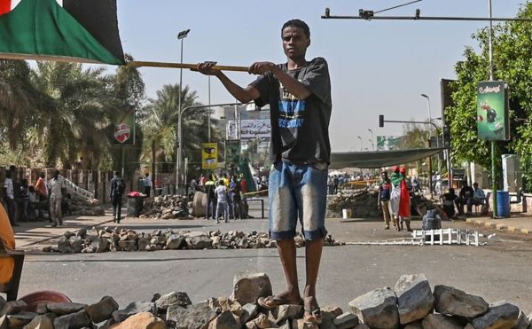 L'alliance de l'opposition soudanaise appelle ses partisans à retirer leurs barricades